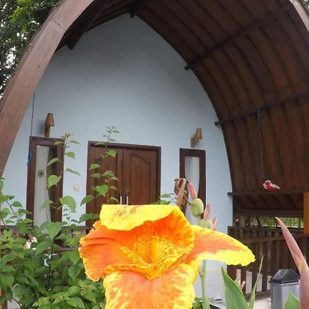 Ina Gili Guesthouse Gili Air Kültér fotó